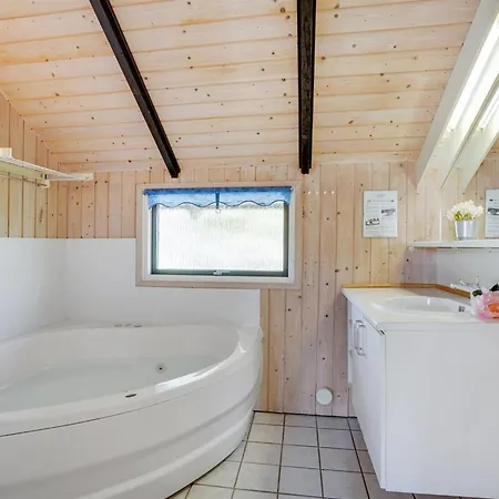 Annelore - 400m From The Sea By Interhome Ferienhaus