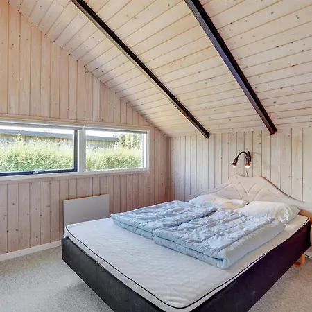 Holiday home Annelore - 400m From The Sea By Interhome