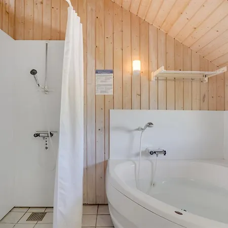 Holiday home Annelore - 400m From The Sea By Interhome Hejls