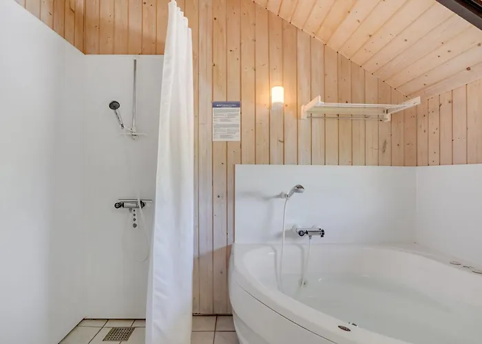 Prázdninový dům Annelore - 400m From The Sea By Interhome